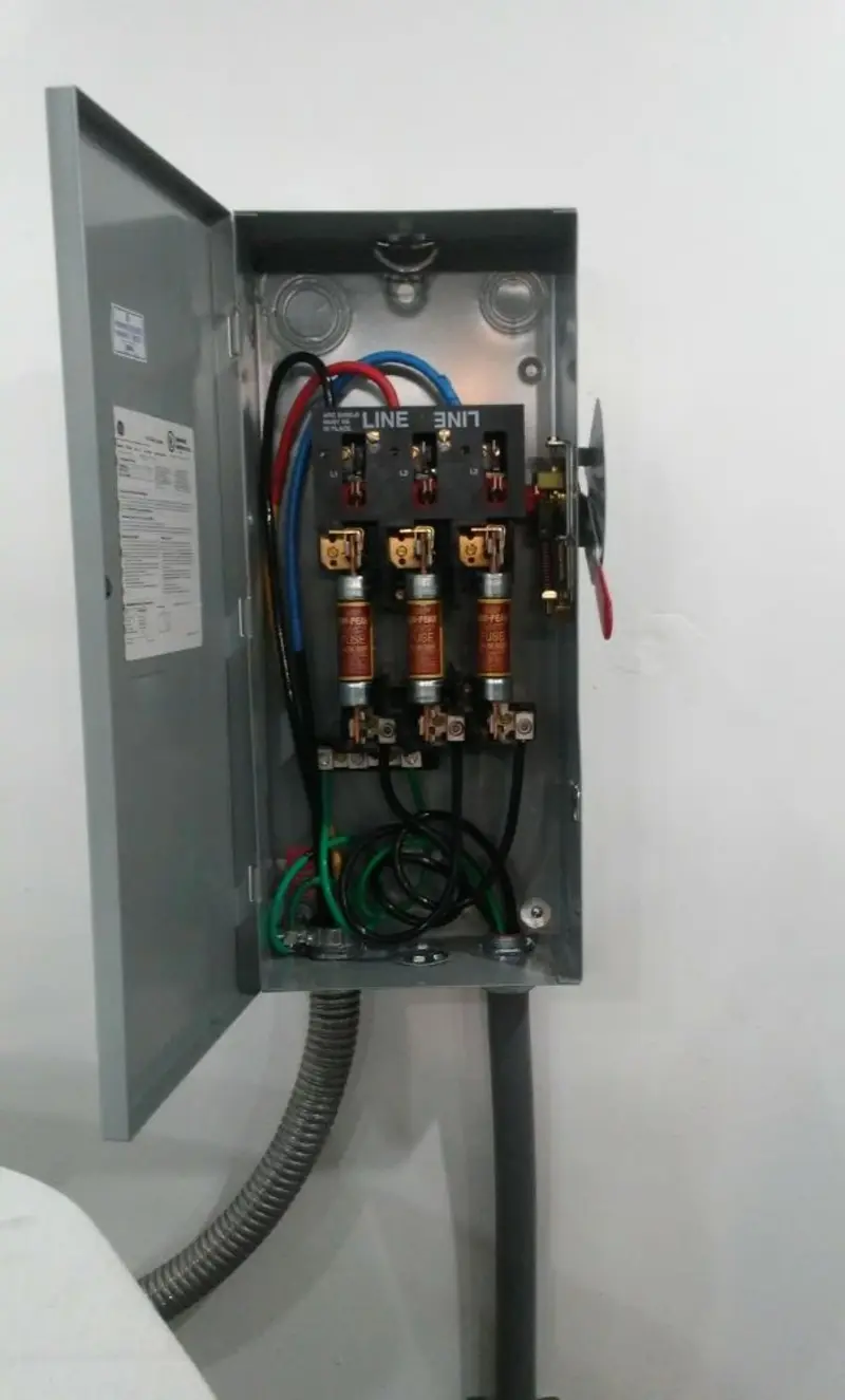 Three-phase disconnect switch installed for Electrical Wiring & Rewiring in Chenango